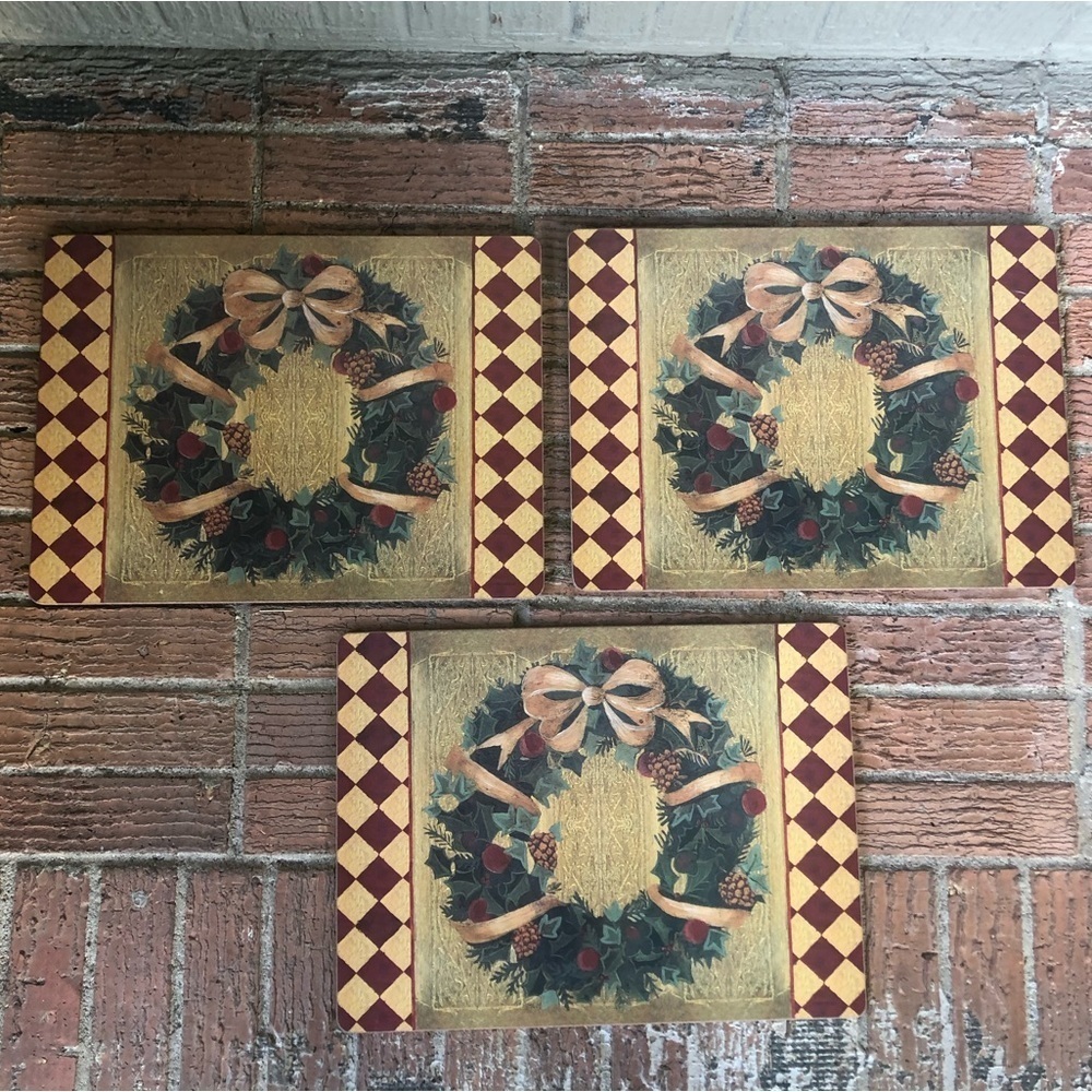 3 Vintage Christmas Harlequin Holiday Wreath Pimpernel Cork Back Placemats